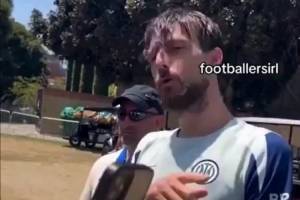 巴黎球迷挑衅阿切尔比，后者回怼：我不喜欢被取笑，我真会揍你