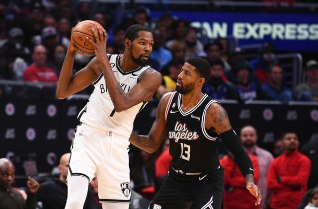 开云体育线上-无欧文更狠辣！篮网4胜1负背后：沃恩改变防守