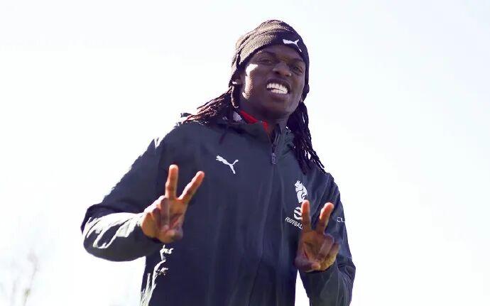 开云体育网页-隆戈丨固定年薪上涨至600万欧元